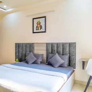 Housr 43 Global Foyer Hotel Gurgaon