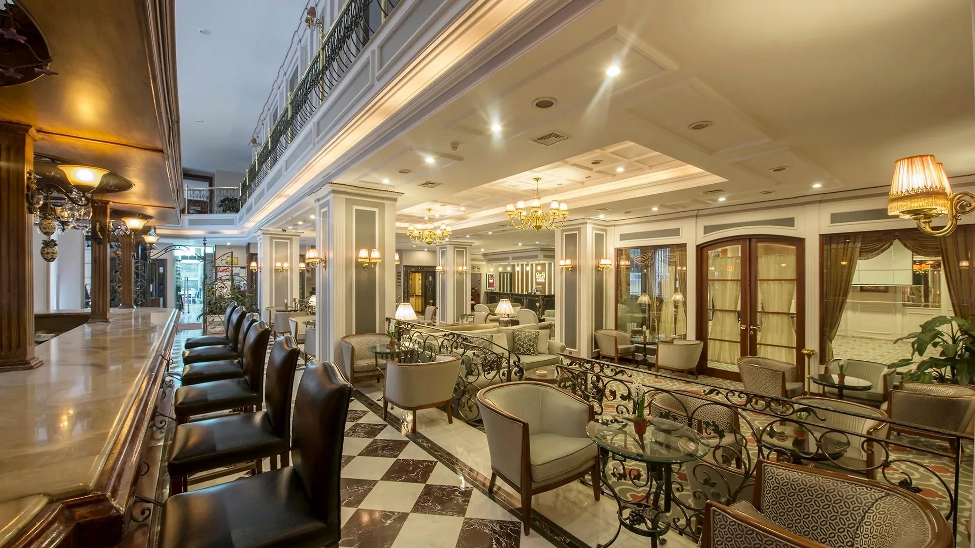 Hotel Yigitalp Istanbul 4*,